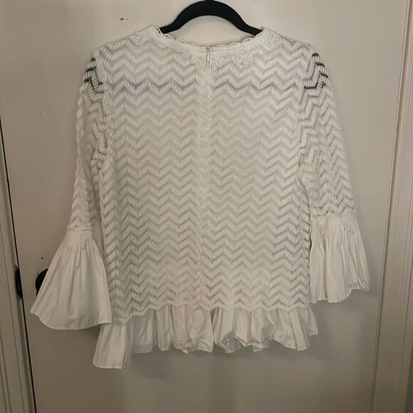 Elegant White Lace Women's Blouse - Picture 3 of 3